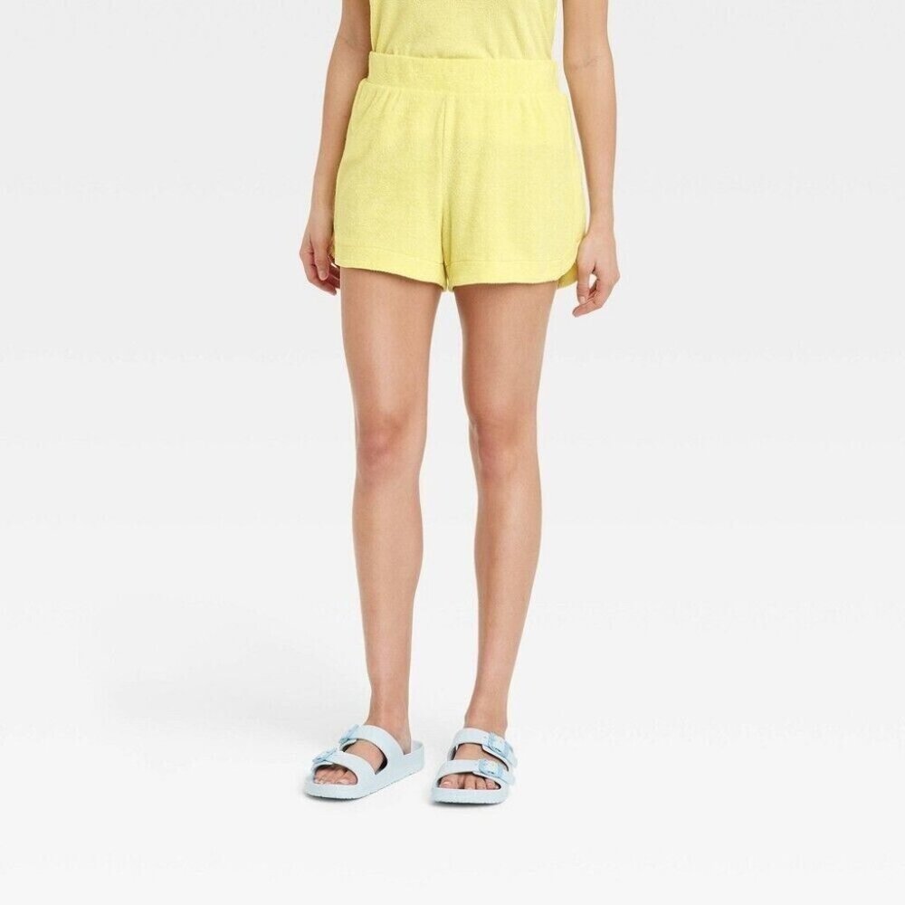 Women's French Terry Mid-Rise Pull-on Shorts